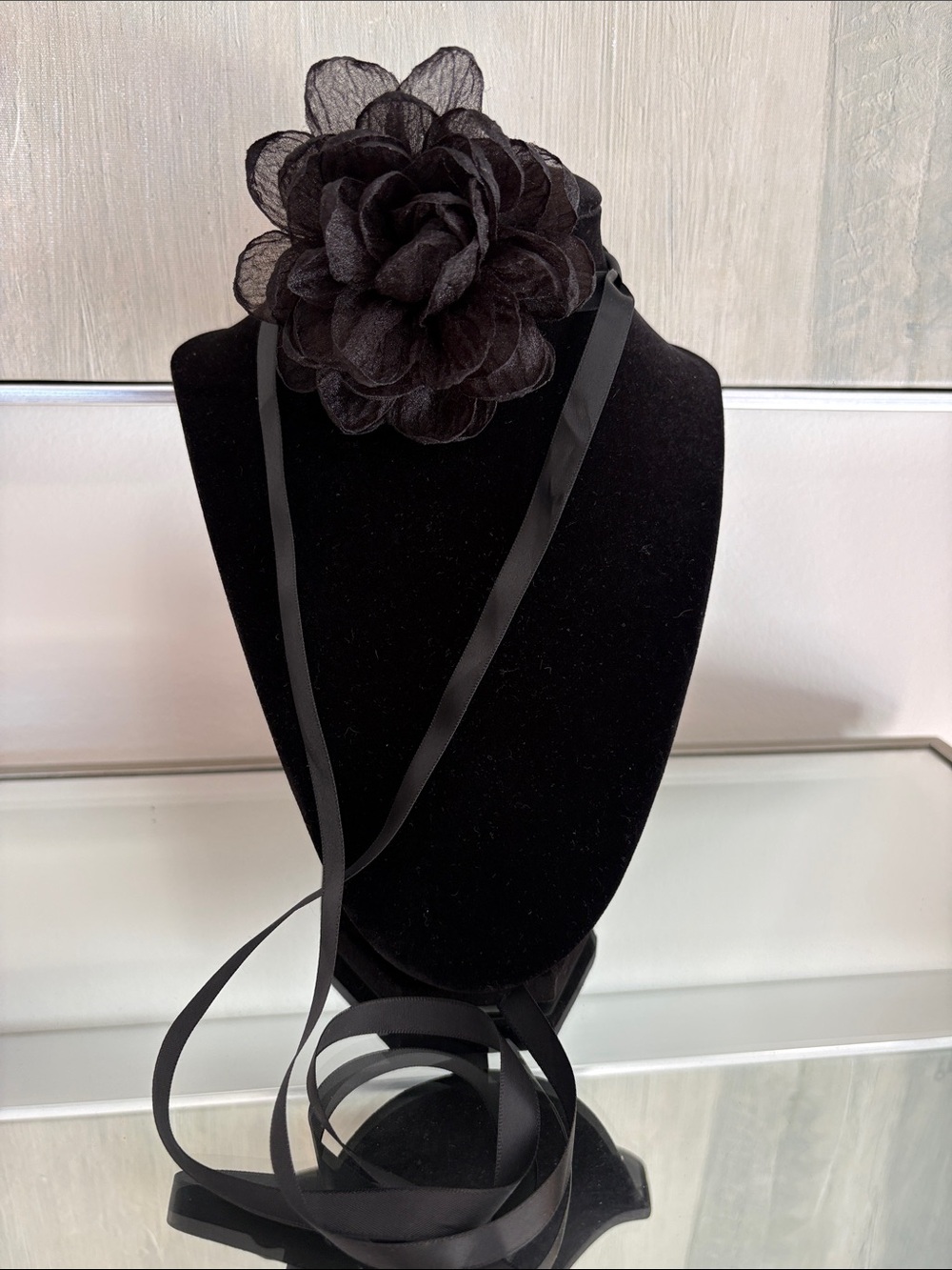 Elegant Black Floral Ribbon Choker